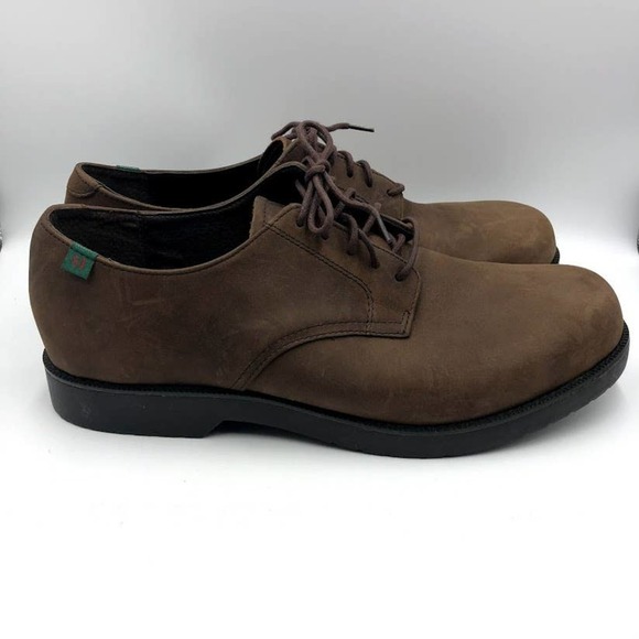 School Issue Men's Brown Leather Oxford Shoes - Picture 10 of 13